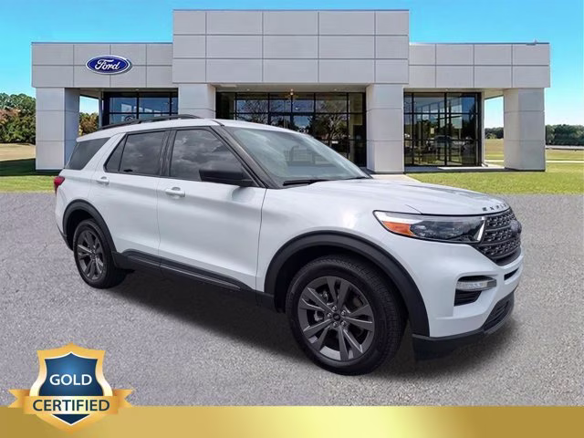 2021 Ford Explorer XLT 4WD's photo
