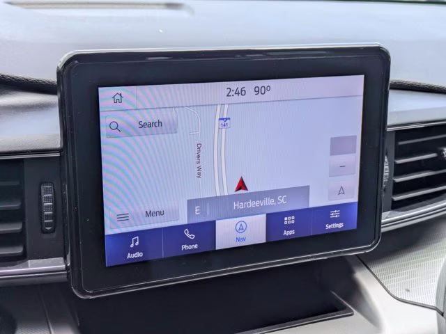 2021 Oxford White Ford Explorer XLT 4X4 SUV