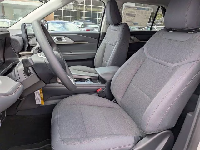 2026 White Metallic Ford Explorer Active 4X4 SUV