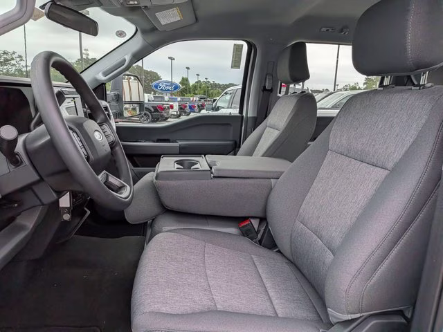2026 Oxford White Ford Super Duty F-250 SRW XL 4X4 Truck