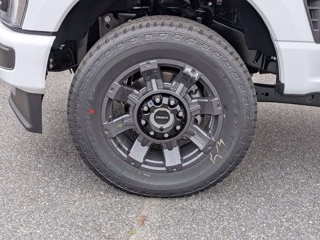 2026 Oxford White Ford Super Duty F-250 SRW XL 4X4 Truck