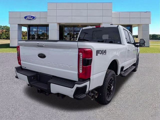 2026 White Ford Super Duty F-250 SRW LARIAT 4X4 Truck