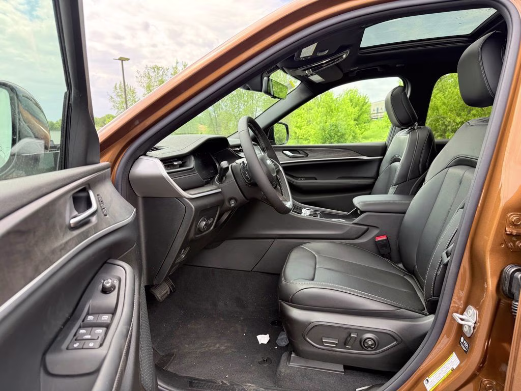 2026 Copper Shino Metallic Clearcoat Jeep Grand Cherokee L Limited 4X4 SUV