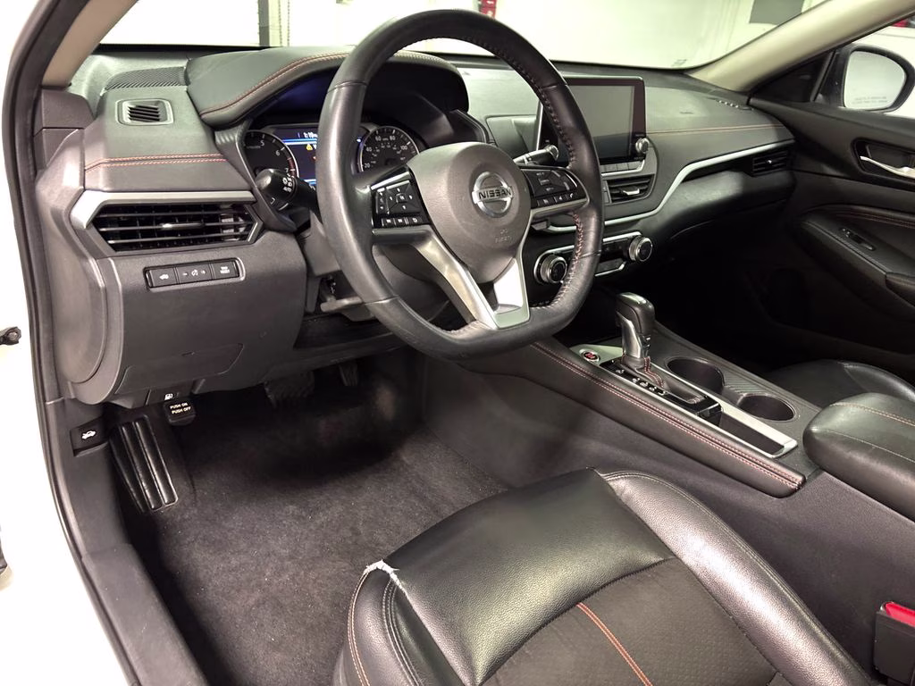 2020 Glacier White Nissan Altima 2.5 SR FWD Sedan