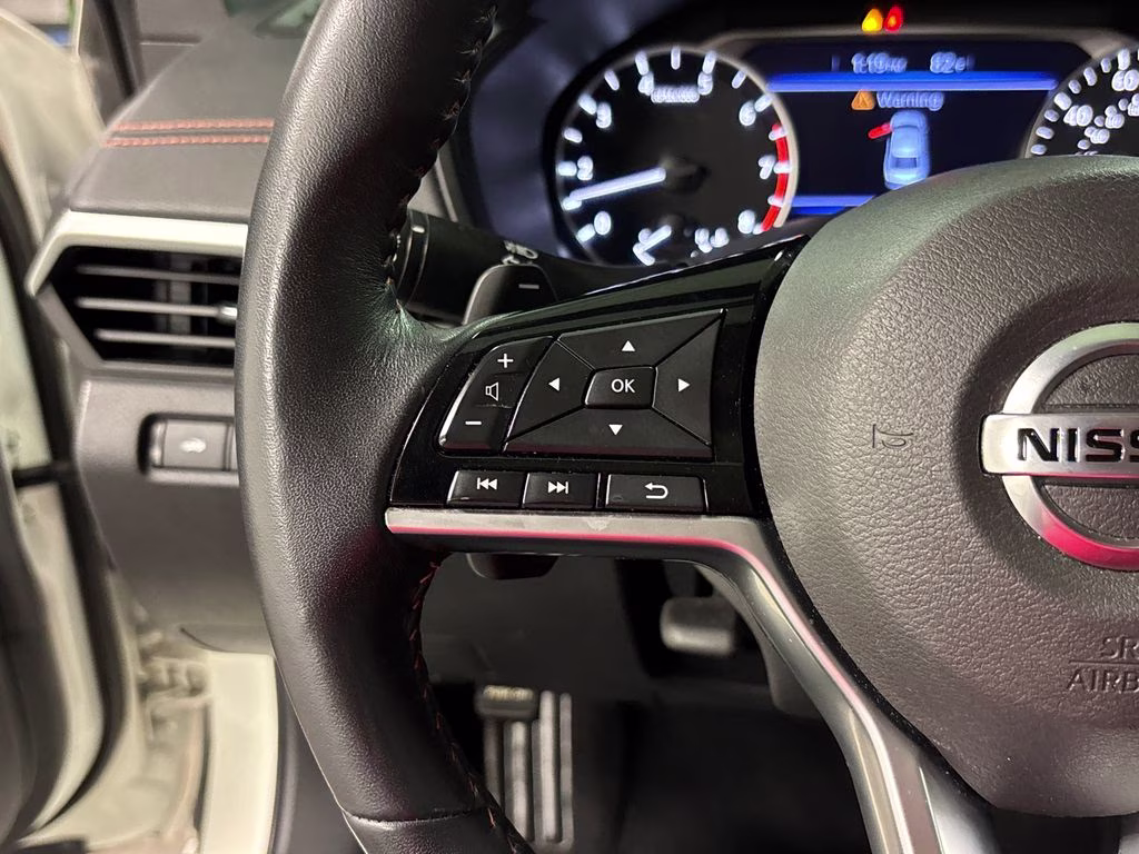 2020 Glacier White Nissan Altima 2.5 SR FWD Sedan