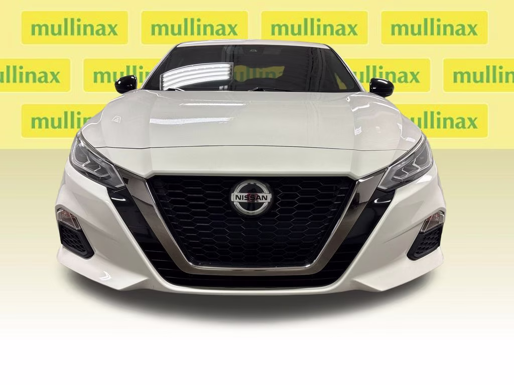 2020 Glacier White Nissan Altima 2.5 SR FWD Sedan