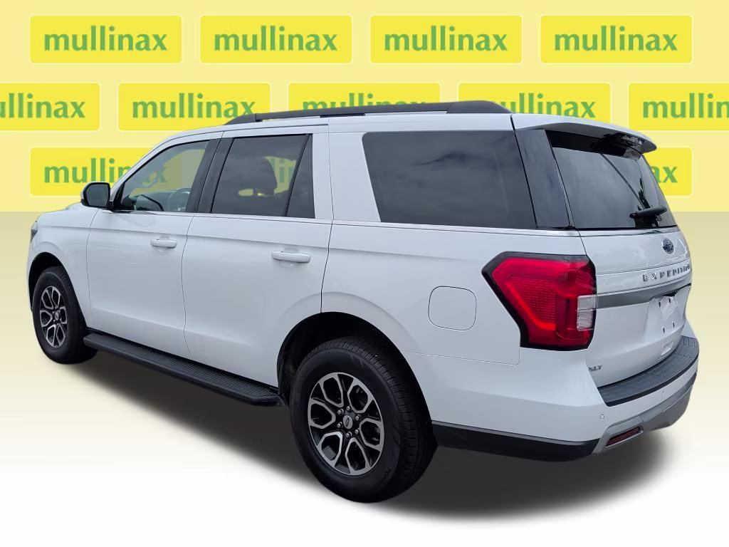 2024 Oxford White Ford Expedition XLT RWD SUV