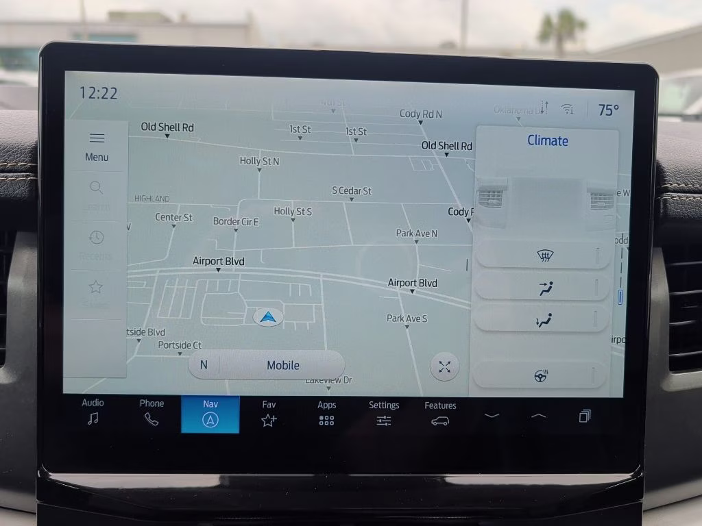 2024 Oxford White Ford Expedition XLT RWD SUV
