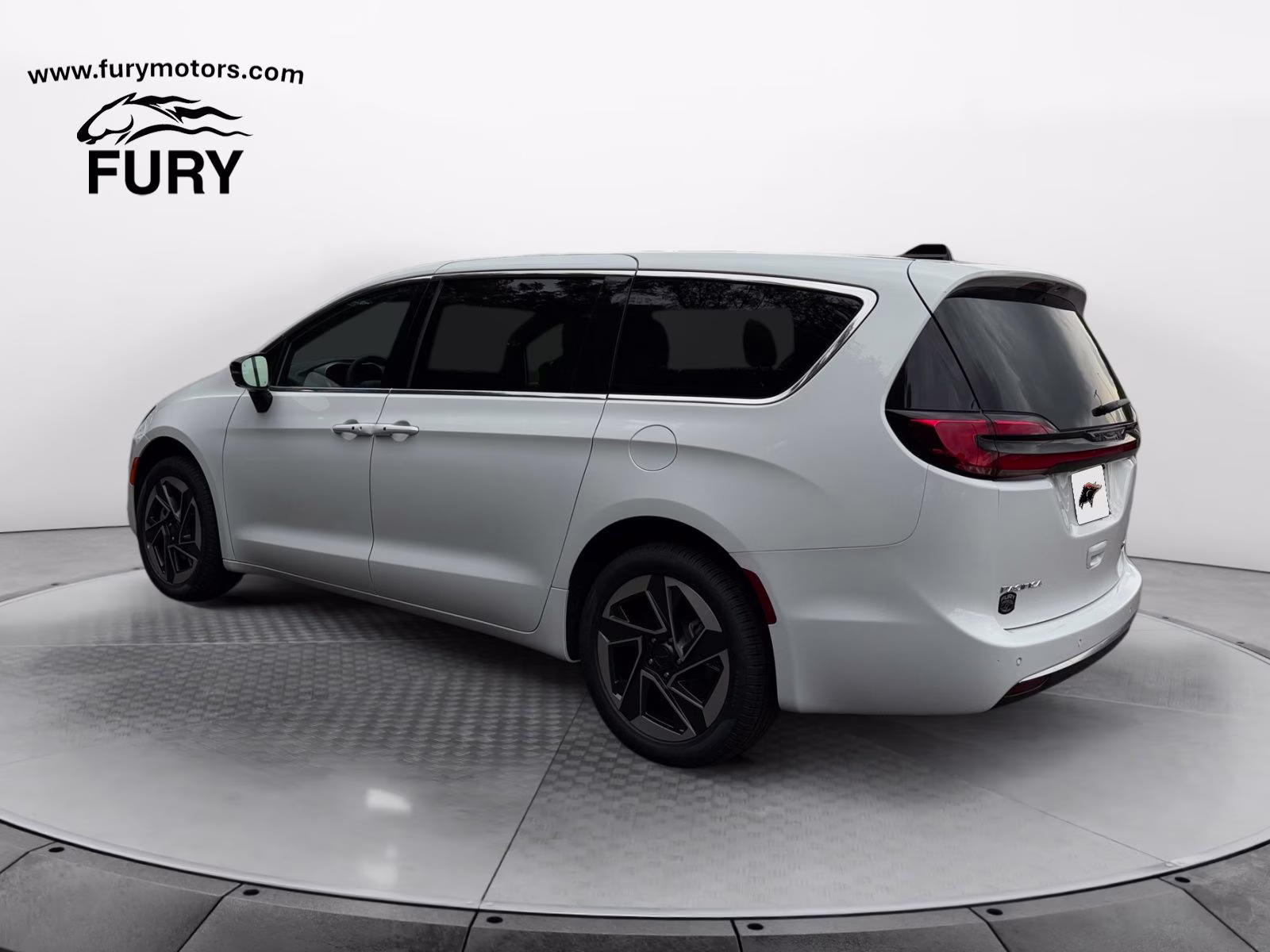 2027 Bright White Clearcoat Chrysler Pacifica Limited AWD Van