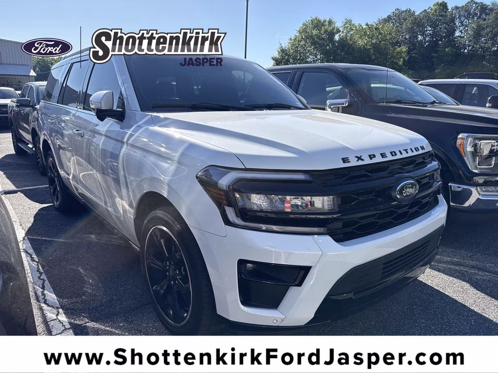 2024 Ford Expedition Limited's photo