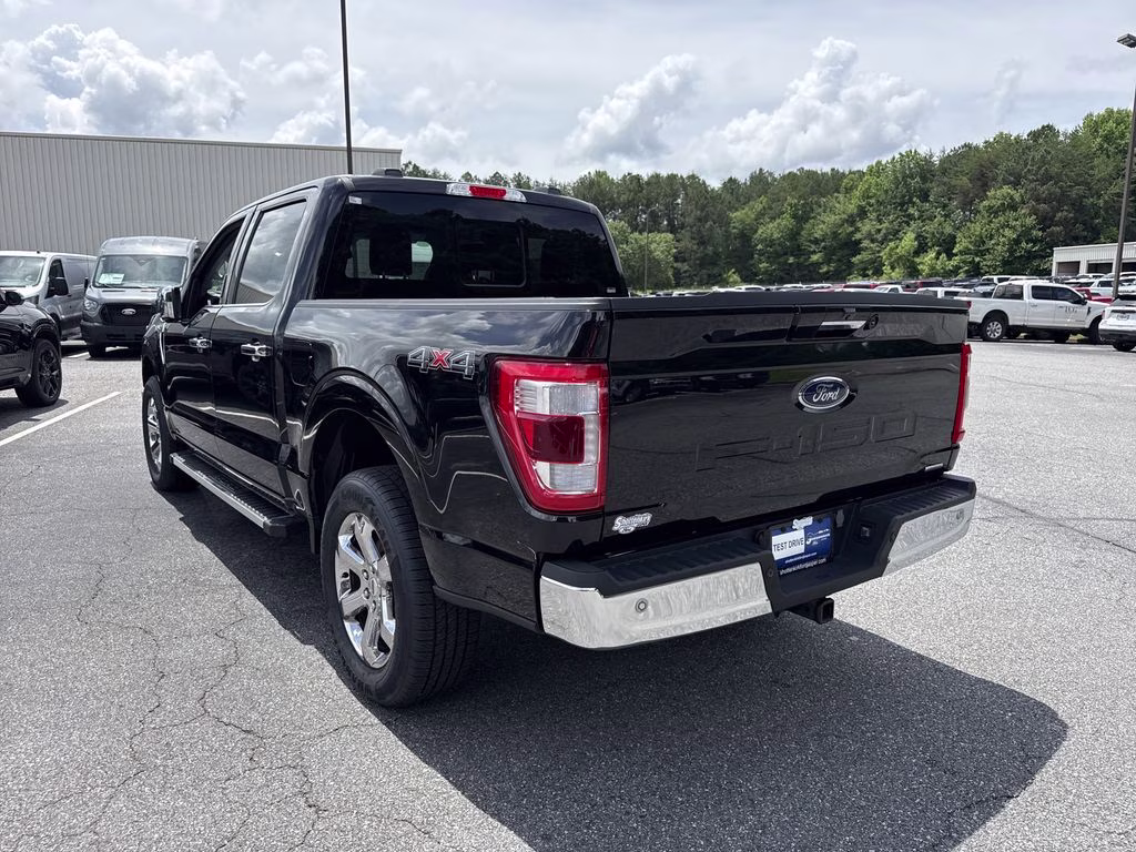 2023 Agate Black Metallic Ford F-150 Lariat 4X4 Truck