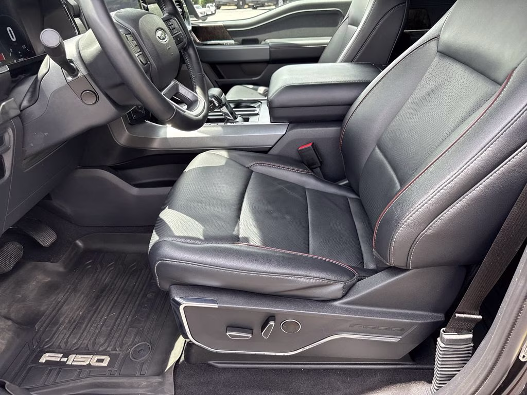 2023 Agate Black Metallic Ford F-150 Lariat 4X4 Truck
