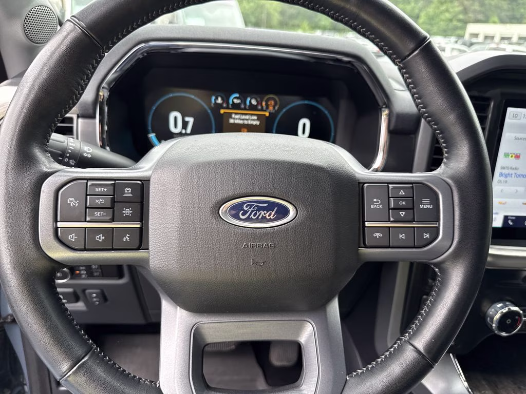 2023 Azure Gray Metallic Tri-Coat Ford F-150 Lariat 4X4 Truck
