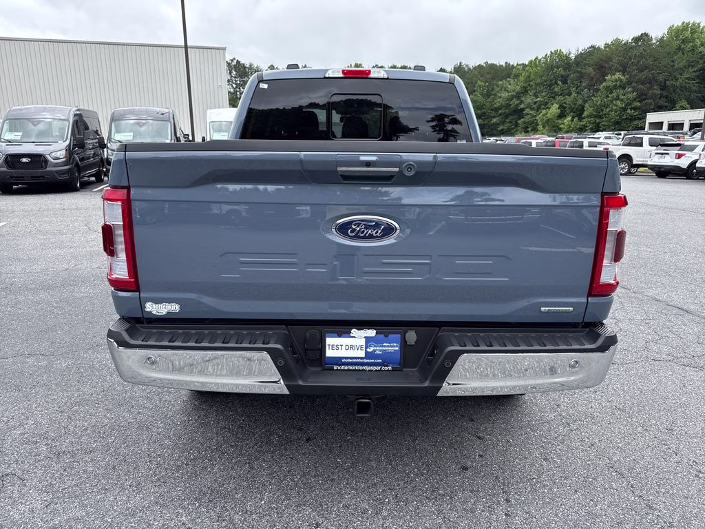 2023 Azure Gray Metallic Tri-Coat Ford F-150 Lariat 4X4 Truck