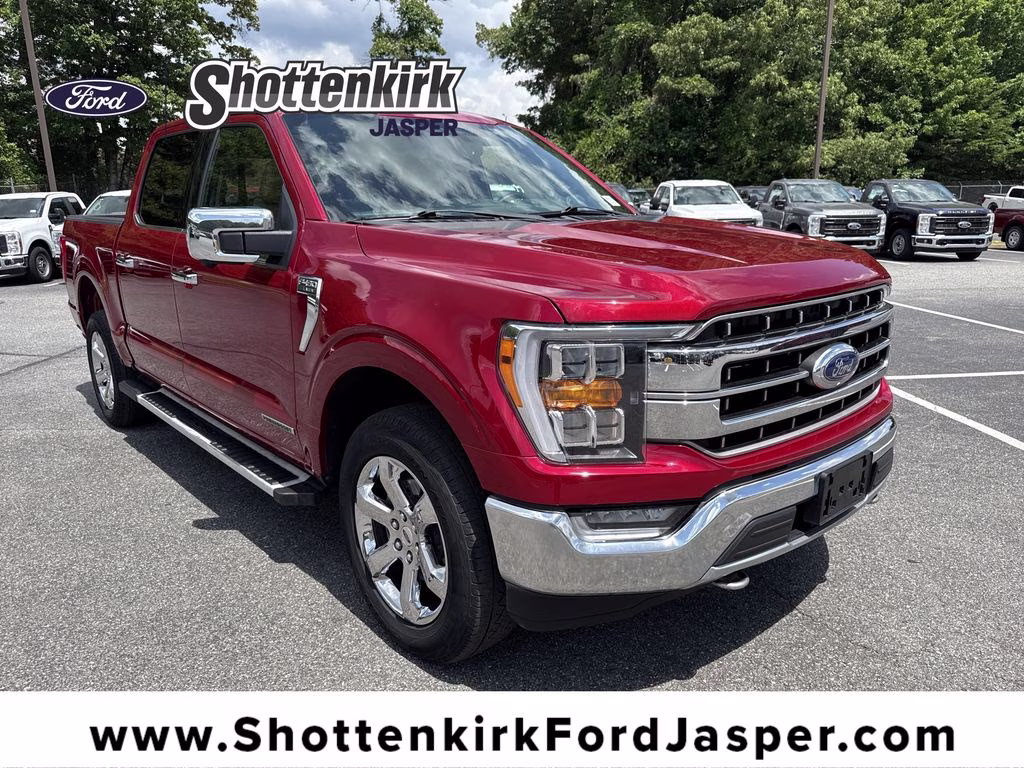 2023 Rapid Red Metallic Tinted Clearcoat Ford F-150 Lariat 4X4 Truck