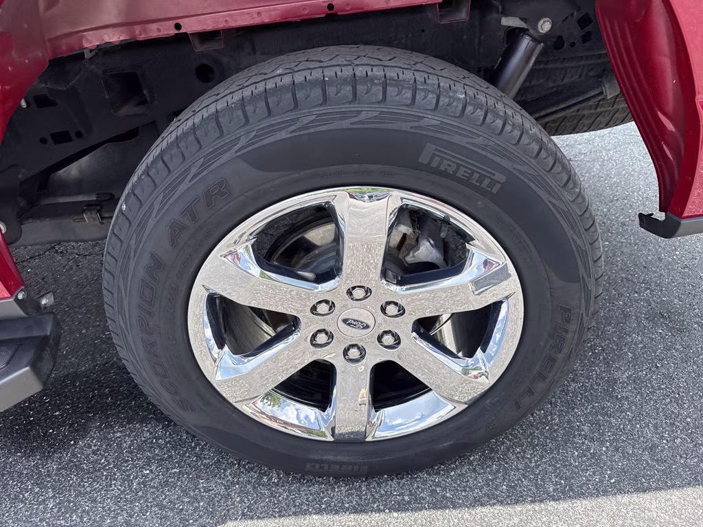 2023 Rapid Red Metallic Tinted Clearcoat Ford F-150 Lariat 4X4 Truck