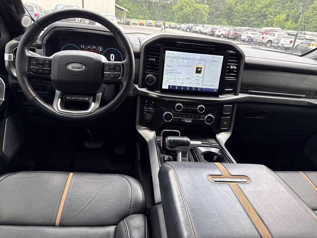2022 Agate Black Metallic Ford F-150 Platinum 4X4 Truck
