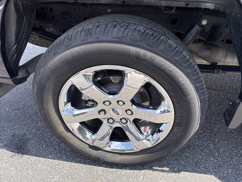 2023 Antimatter Blue Metallic Ford F-150 Lariat 4X4 Truck
