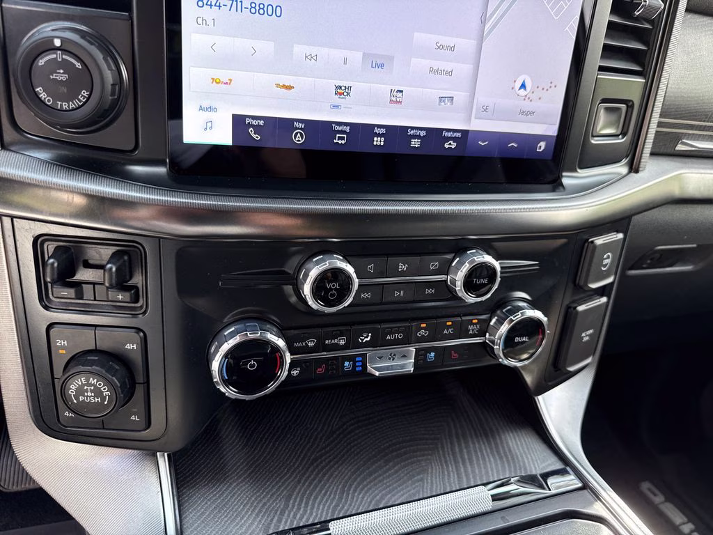 2023 Star White Metallic Tri-Coat Ford F-150 Platinum 4X4 Truck