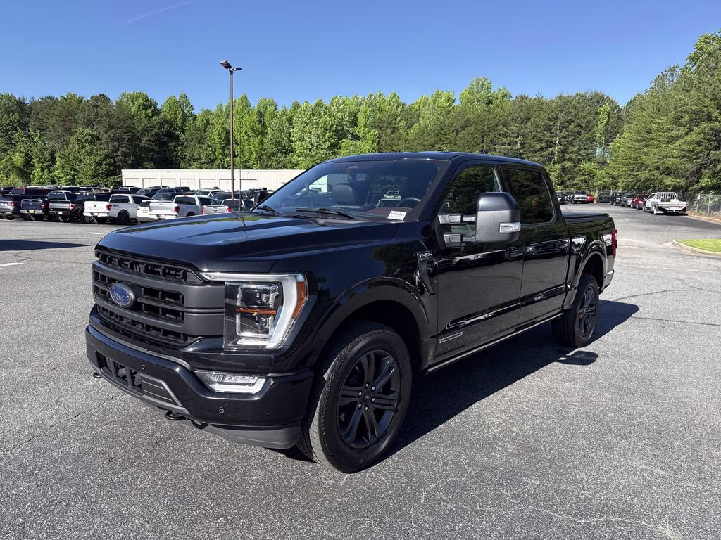 2023 Agate Black Metallic Ford F-150 Lariat 4X4 Truck