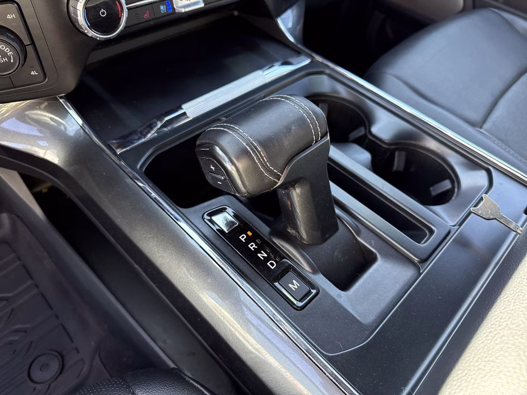 2023 Agate Black Metallic Ford F-150 Lariat 4X4 Truck