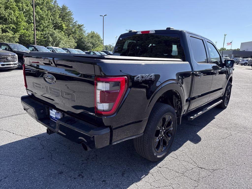 2023 Agate Black Metallic Ford F-150 Lariat 4X4 Truck