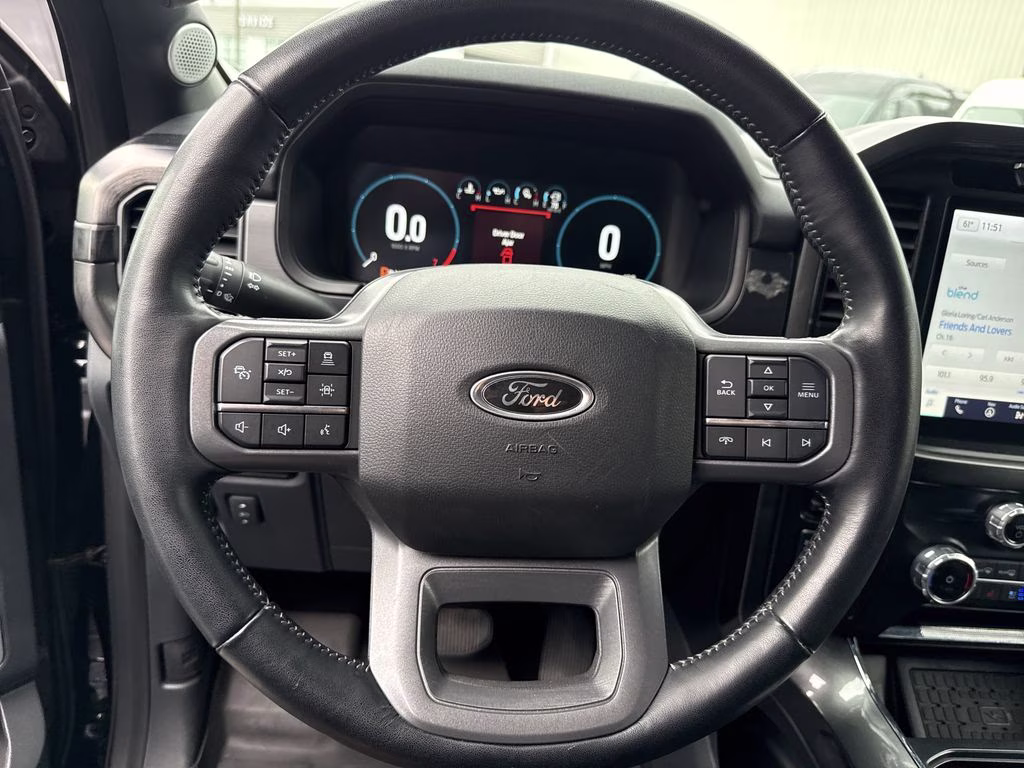 2023 Agate Black Metallic Ford F-150 Lariat 4X4 Truck