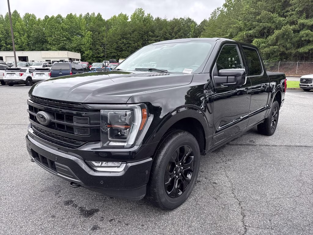 2023 Agate Black Metallic Ford F-150 Lariat 4X4 Truck