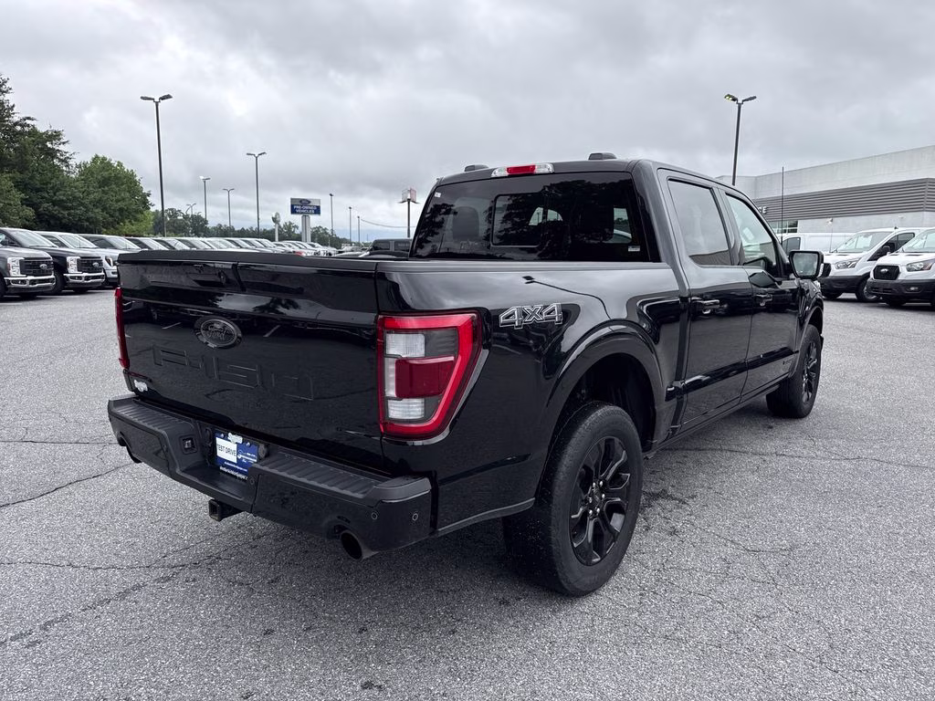 2023 Agate Black Metallic Ford F-150 Lariat 4X4 Truck