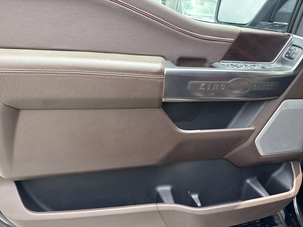 2023 Agate Black Metallic Ford F-150 King Ranch 4X4 Truck