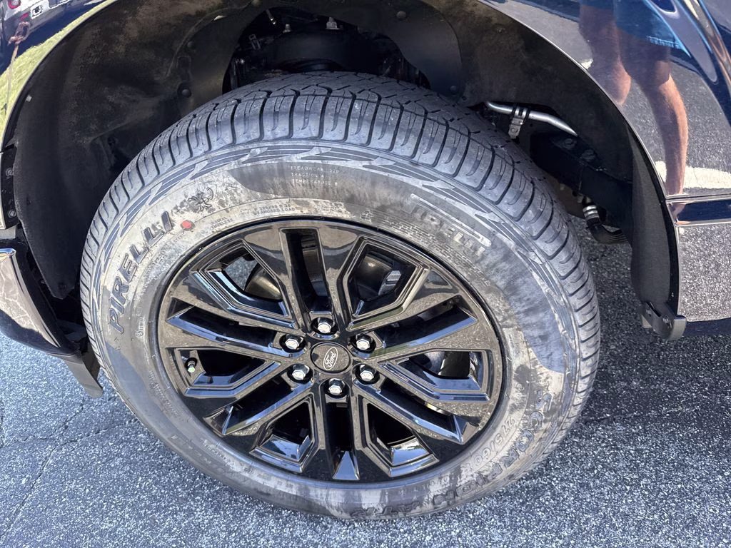 2024 Antimatter Blue Metallic Ford F-150 Lariat 4X4 Truck