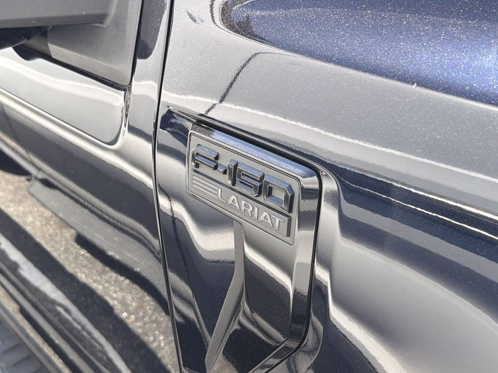 2024 Antimatter Blue Metallic Ford F-150 Lariat 4X4 Truck