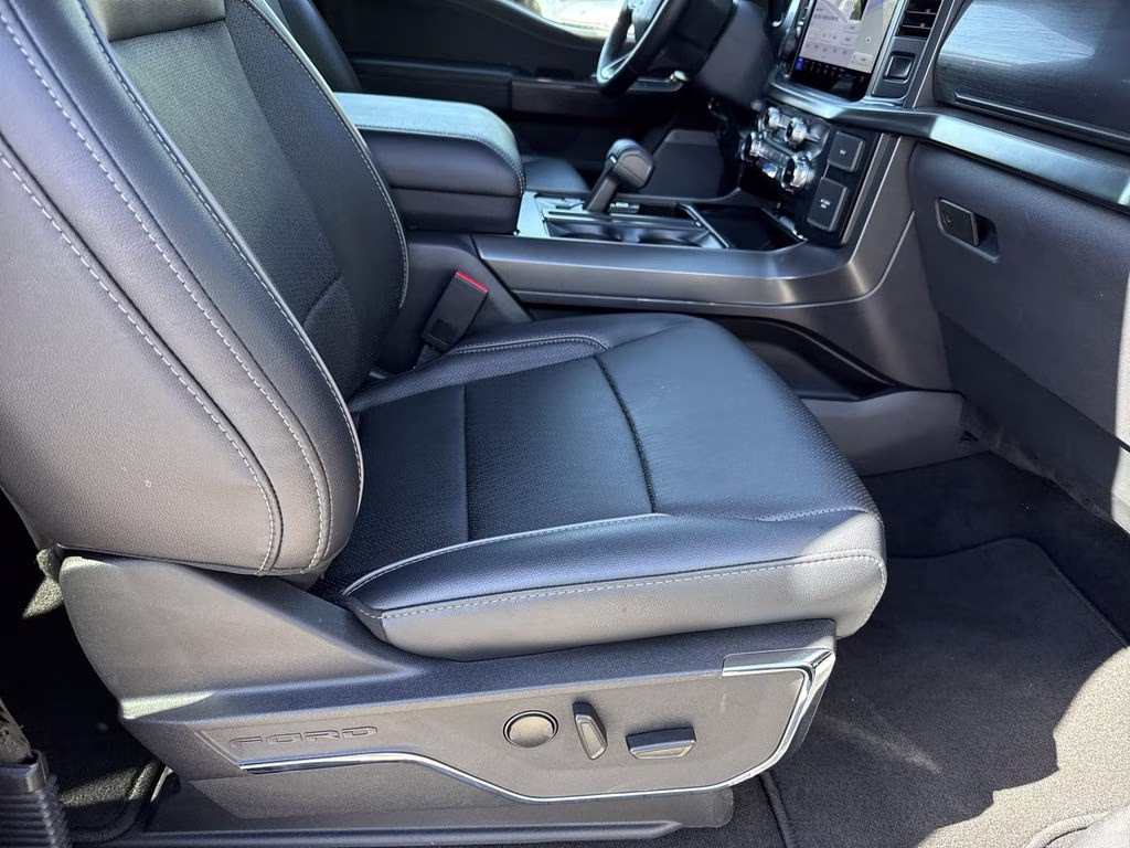 2024 Antimatter Blue Metallic Ford F-150 Lariat 4X4 Truck