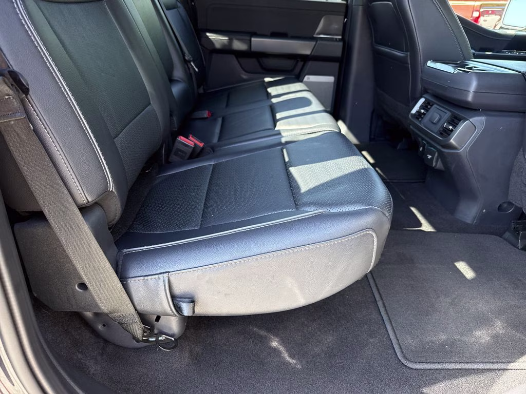 2024 Antimatter Blue Metallic Ford F-150 Lariat 4X4 Truck