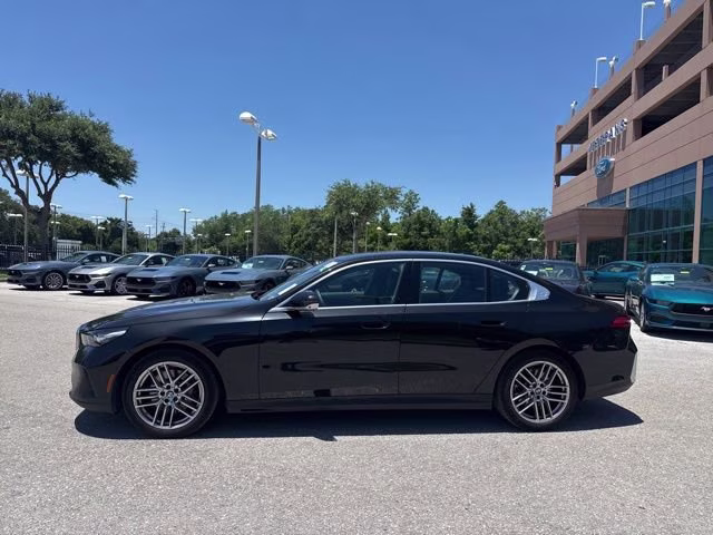 2025 Black Sapphire Metallic BMW 5 Series 530i RWD Sedan
