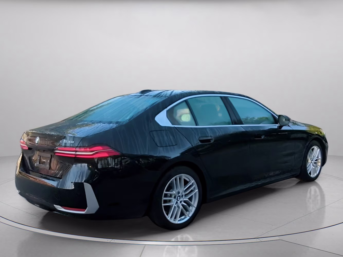 2025 Black Sapphire Metallic BMW 5 Series 530i RWD Sedan