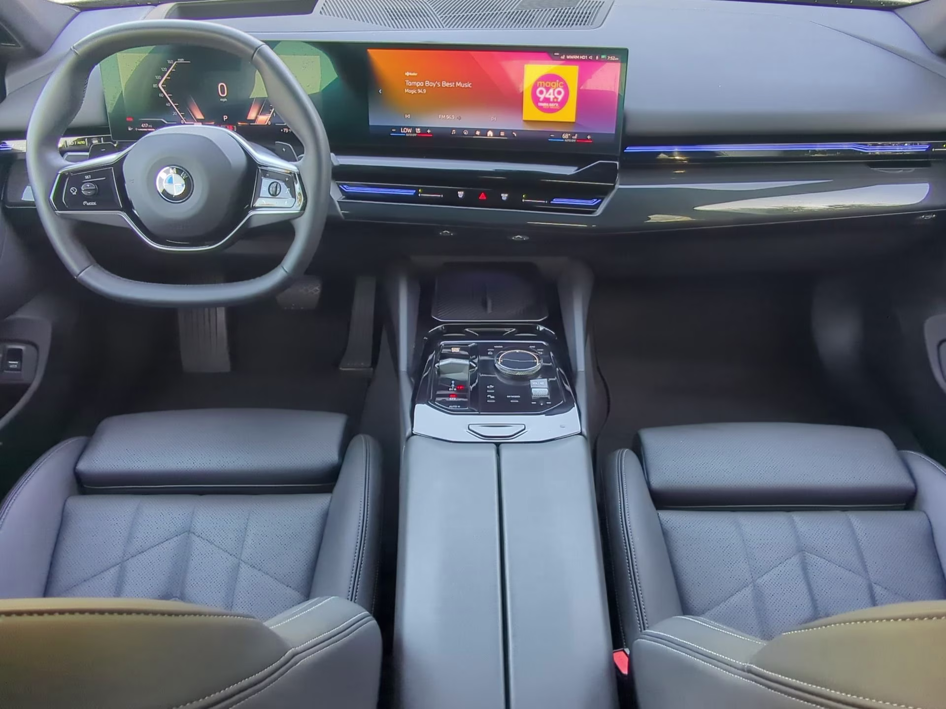 2025 Black Sapphire Metallic BMW 5 Series 530i RWD Sedan