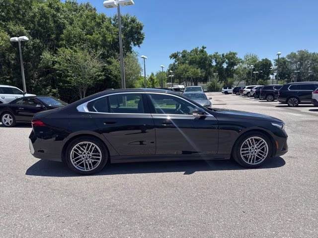 2025 Black Sapphire Metallic BMW 5 Series 530i RWD Sedan