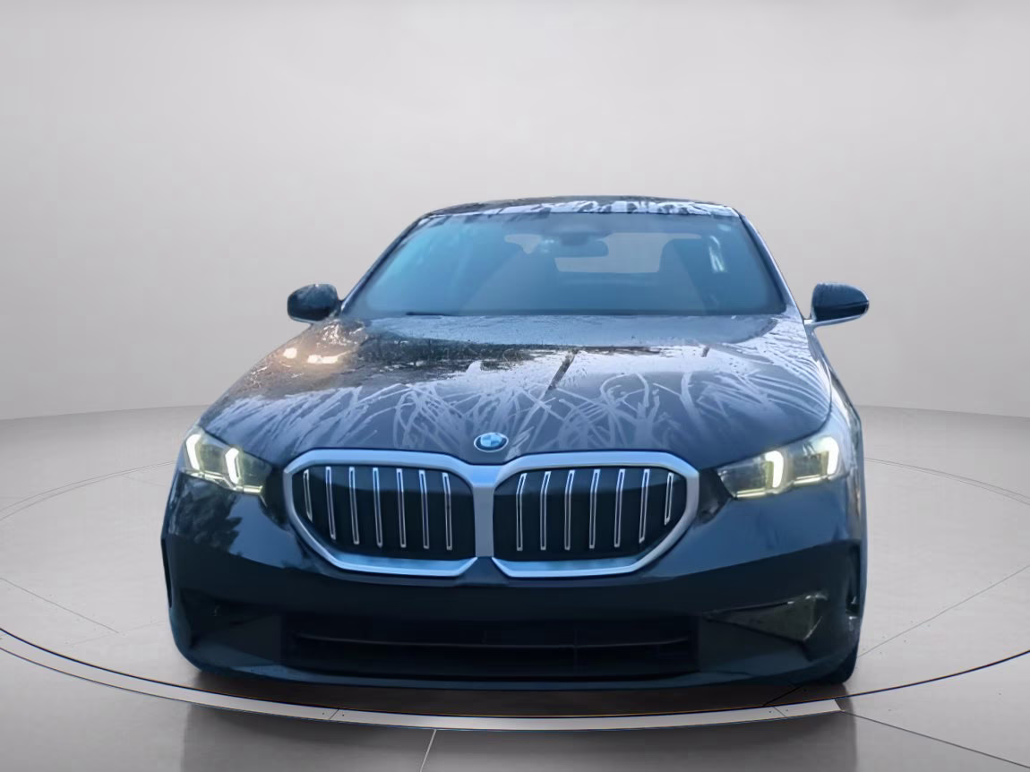 2025 Black Sapphire Metallic BMW 5 Series 530i RWD Sedan
