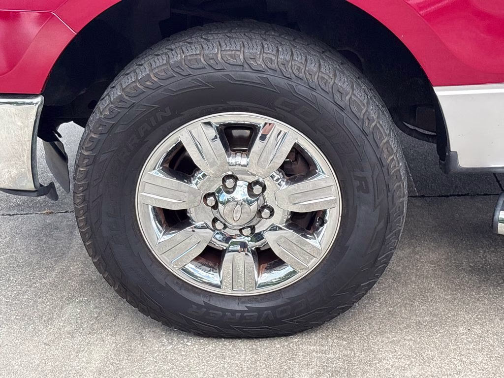 2012 Red Candy Metallic Tinted Clearcoat Ford F-150 XLT 4X4 Truck