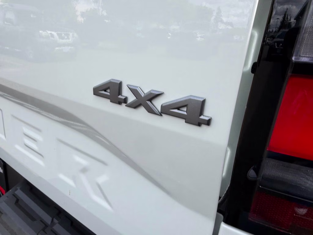 2026 Glacier White Nissan Frontier S 4X4 Truck