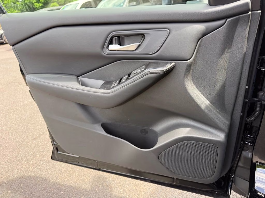 2026 Super Black Nissan Rogue SV AWD SUV