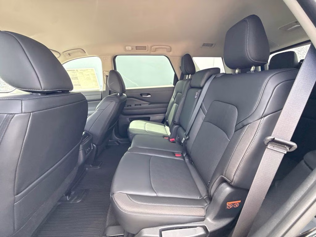 2026 Super Black Nissan Pathfinder SL 4X4 SUV