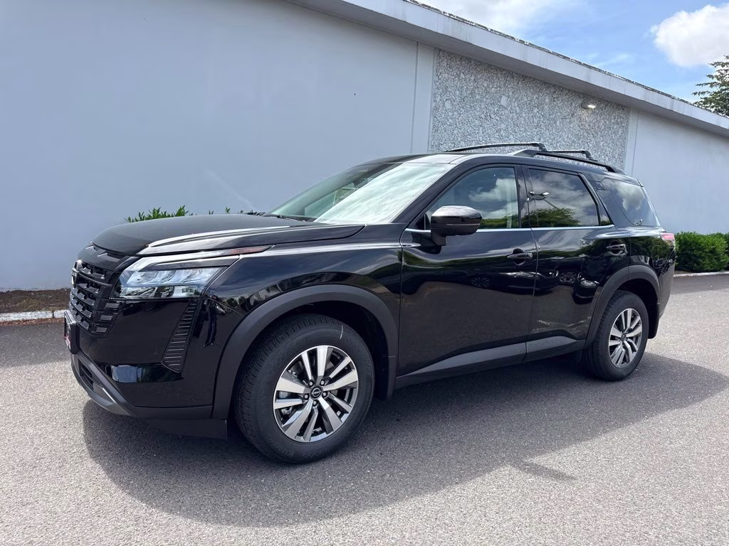 2026 Super Black Nissan Pathfinder SL 4X4 SUV