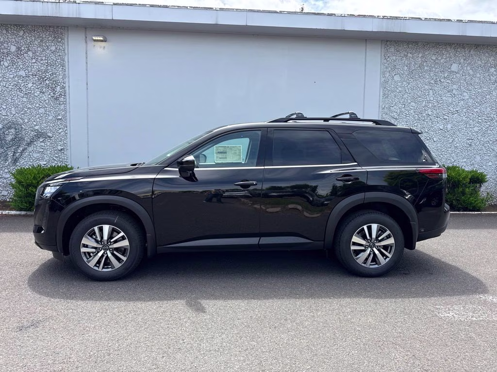 2026 Super Black Nissan Pathfinder SL 4X4 SUV
