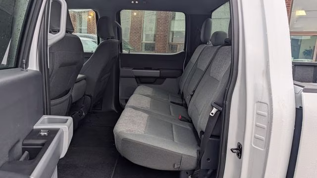 2024 White Ford Super Duty F-250 SRW 4X4 Truck