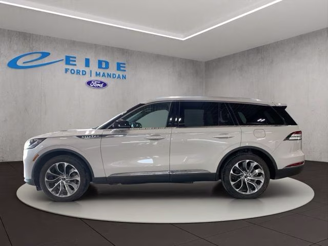 2025 Ceramic Pearl Metallic Tri-Coat Lincoln Aviator Reserve AWD SUV