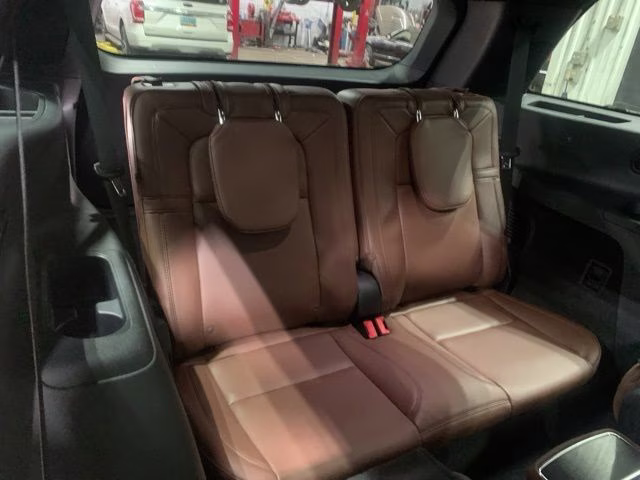 2025 Infinite Black Metallic Clearcoat Lincoln Aviator Reserve AWD SUV