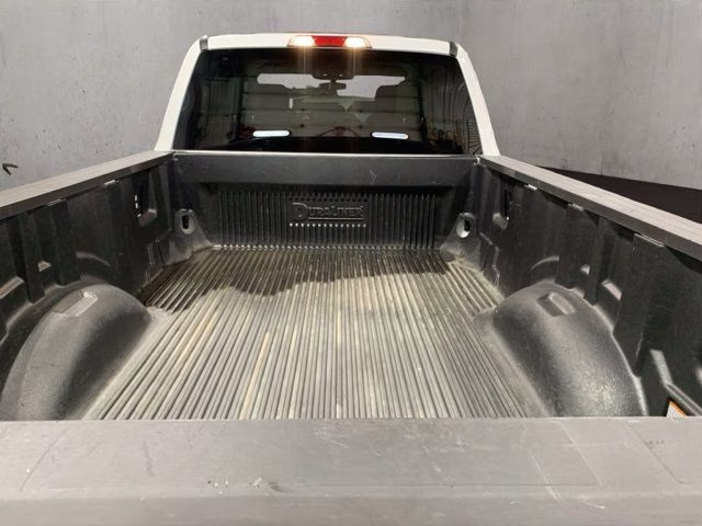 2024 Oxford White Ford Super Duty F-250 SRW XLT 4X4 Truck