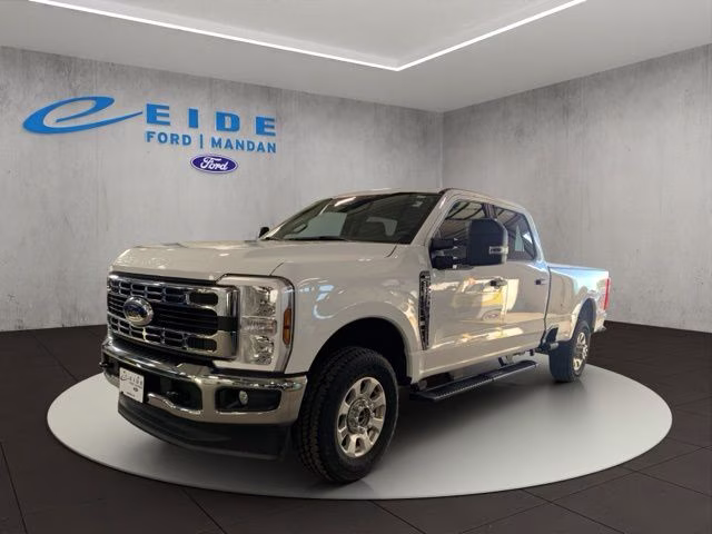 2024 Oxford White Ford Super Duty F-250 SRW XLT 4X4 Truck